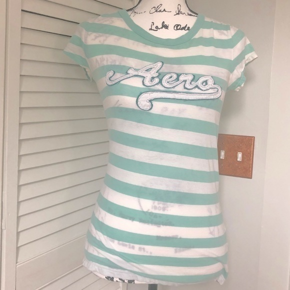 Aeropostale Stripe Top Size Medium - Picture 1 of 3